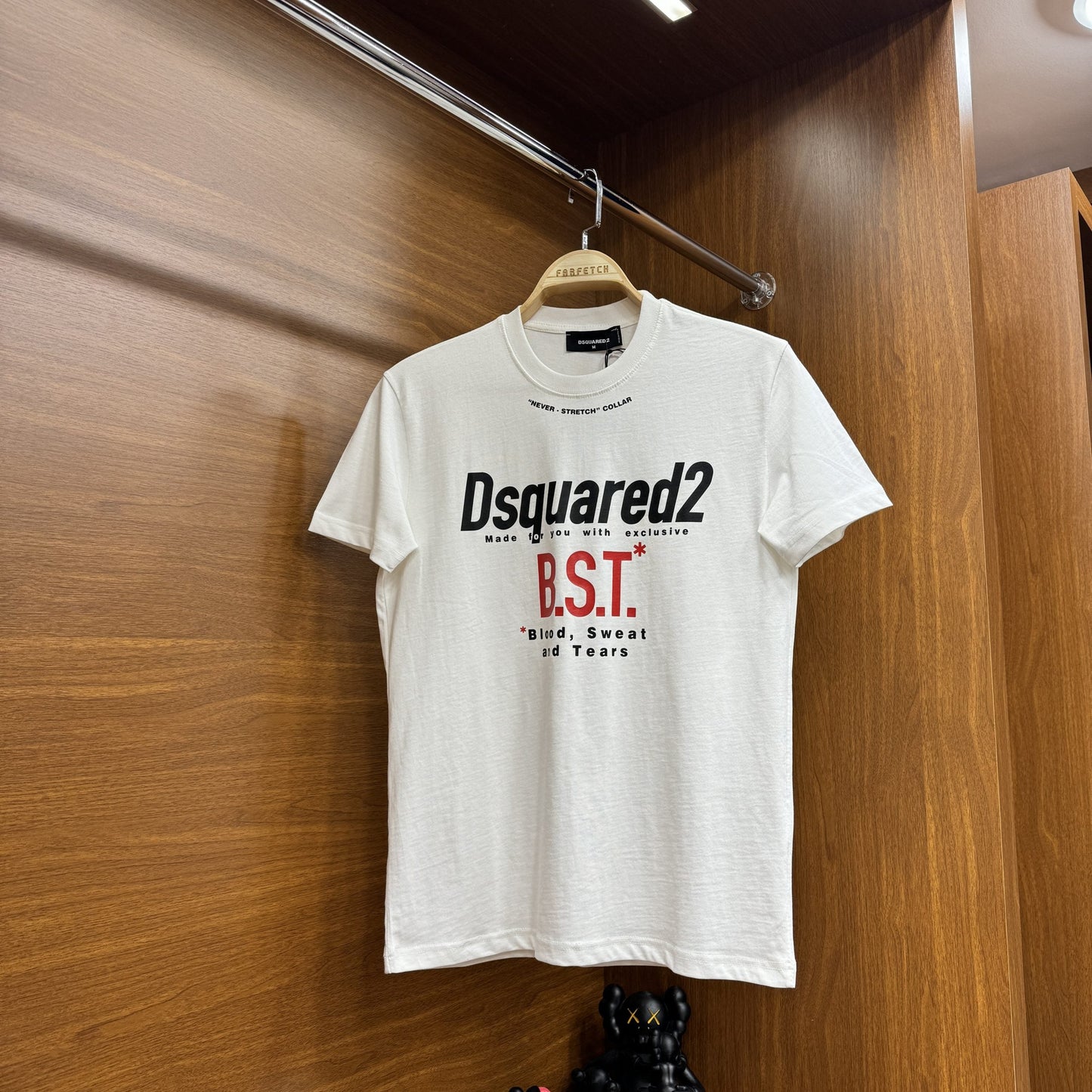 Ds!uA!ed2 TsH!rt Beyaz